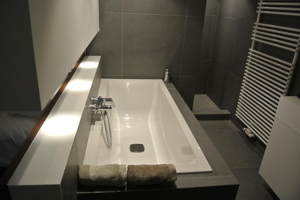 La Maison Contemporaine Namur Szoba fotó
